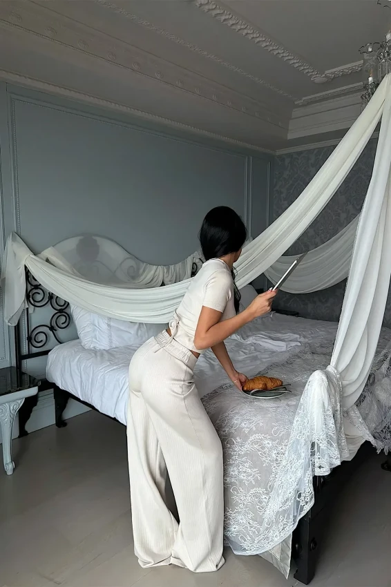 59328.